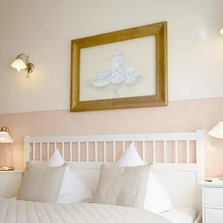 Schoenitz Guest house 3*